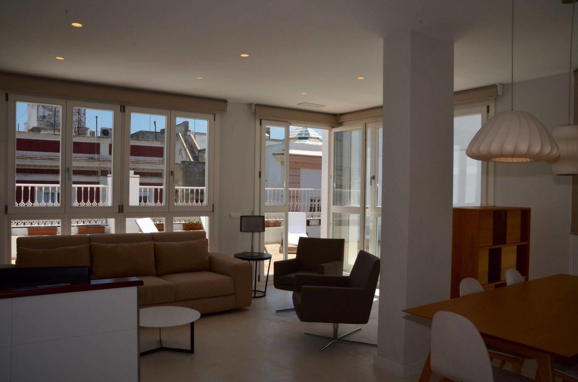 Casa Palacio Cadiz By Luxury Suites Cadiz Exterior photo
